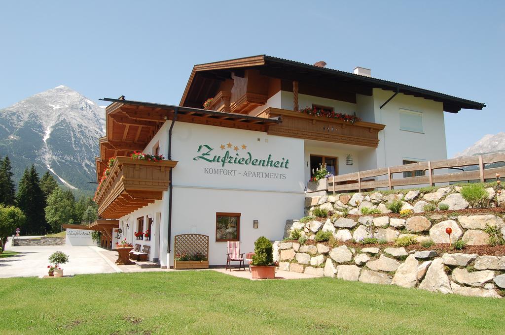Komfort-Apartments Zufriedenheit Лойташ Екстериор снимка