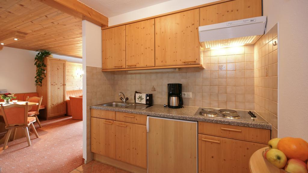 Komfort-Apartments Zufriedenheit Лойташ Стая снимка